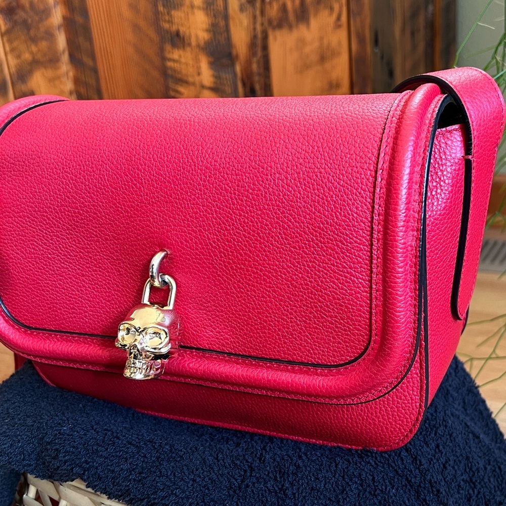 Alexander McQUEEN Red Leather Shoulder Bag Purse - Picture 3 of 15